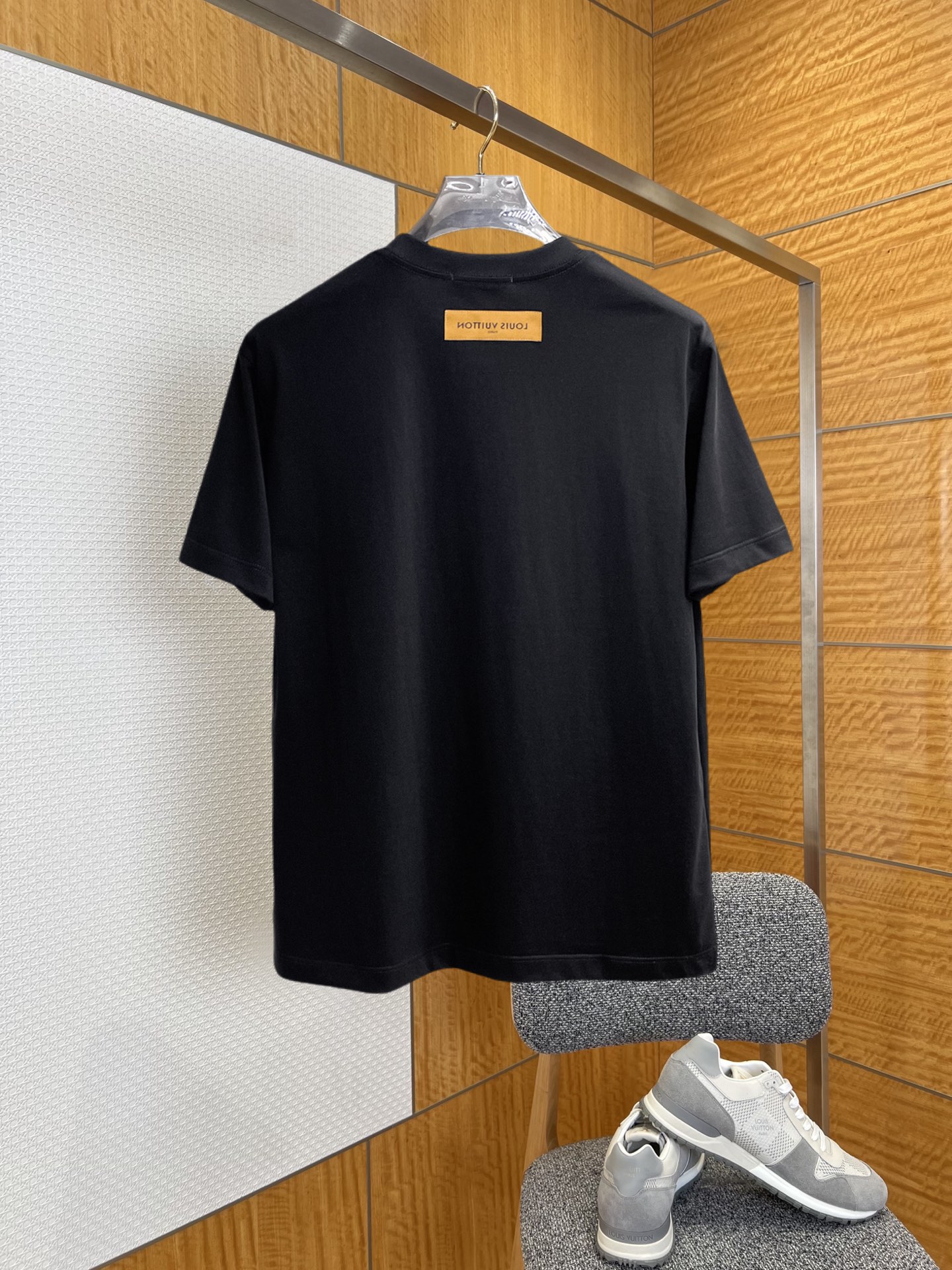 short sleeves